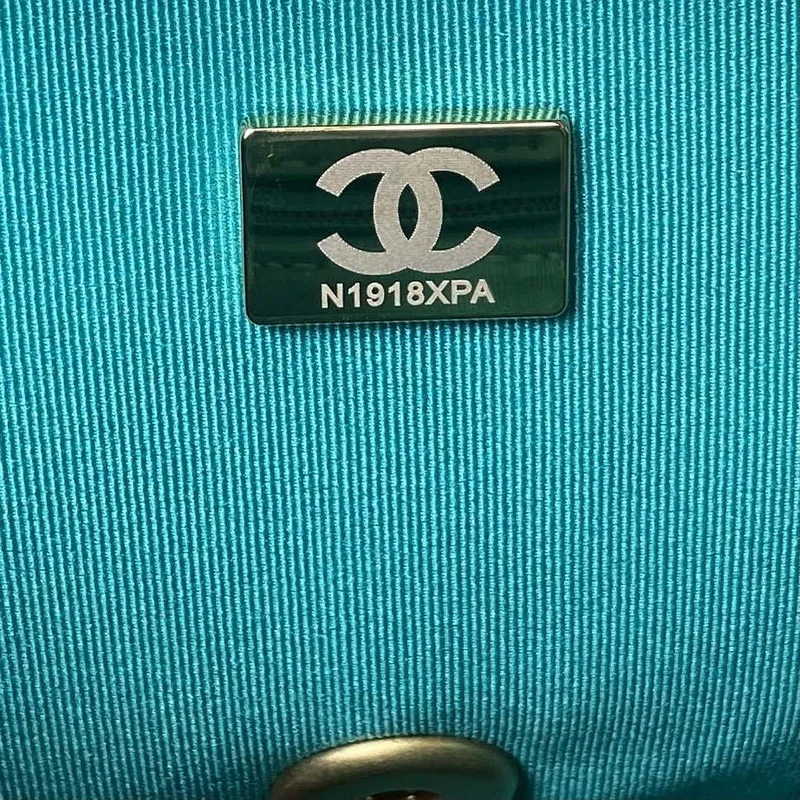 Chanel AS4231 Small Flap Bag Lambskin Green