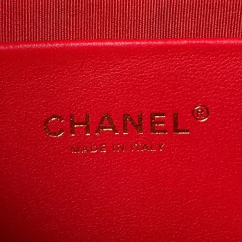 Chanel AS4368 Large HOBO Bag Shiny Crumpled Lambskin & Gold Tone Metal Red