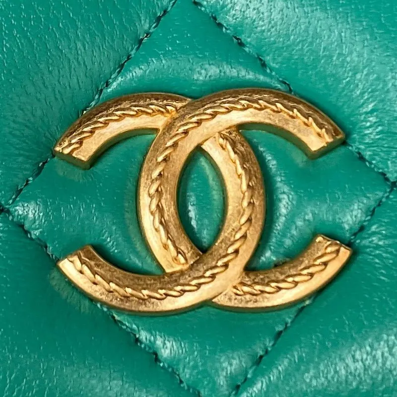 Chanel AP3385 Woc Flap Phone Holder With Chain Lambskin Green Gold