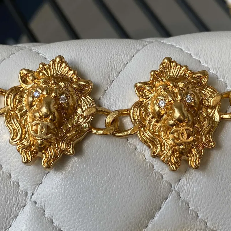 Chanel AP3426 Woc Mini Flap Bag Lambskin 17cm White