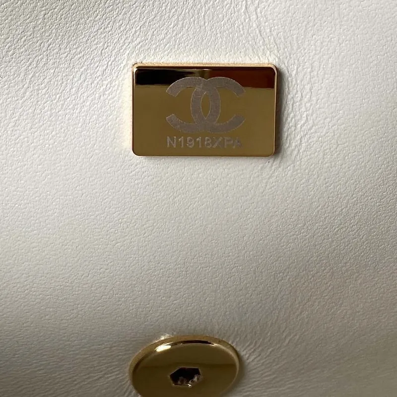 Chanel AS3791 Flap Bag Lambskin White