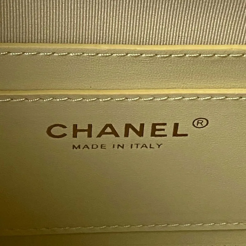 Chanel AS4058 Backpack Grained Shiny Calfskin & Gold Tone Metal Yellow