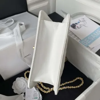 Chanel AS3932 Flap Classic Bag CF Lambskin White Gold