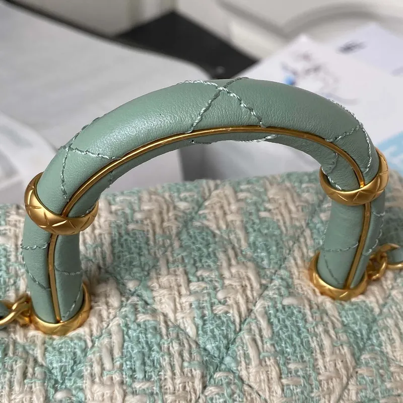 Chanel AS3973 Small Vanity Case Tweed Lambskin & Gold Metal Green & White