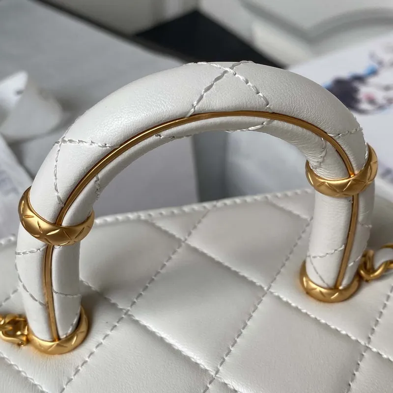 Chanel AS3973 Small Vanity Case Lambskin bag White