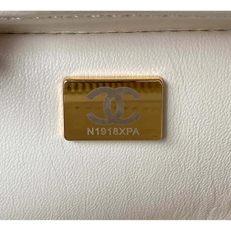 Chanel AS3384 Backpack Chain bag lambskin White