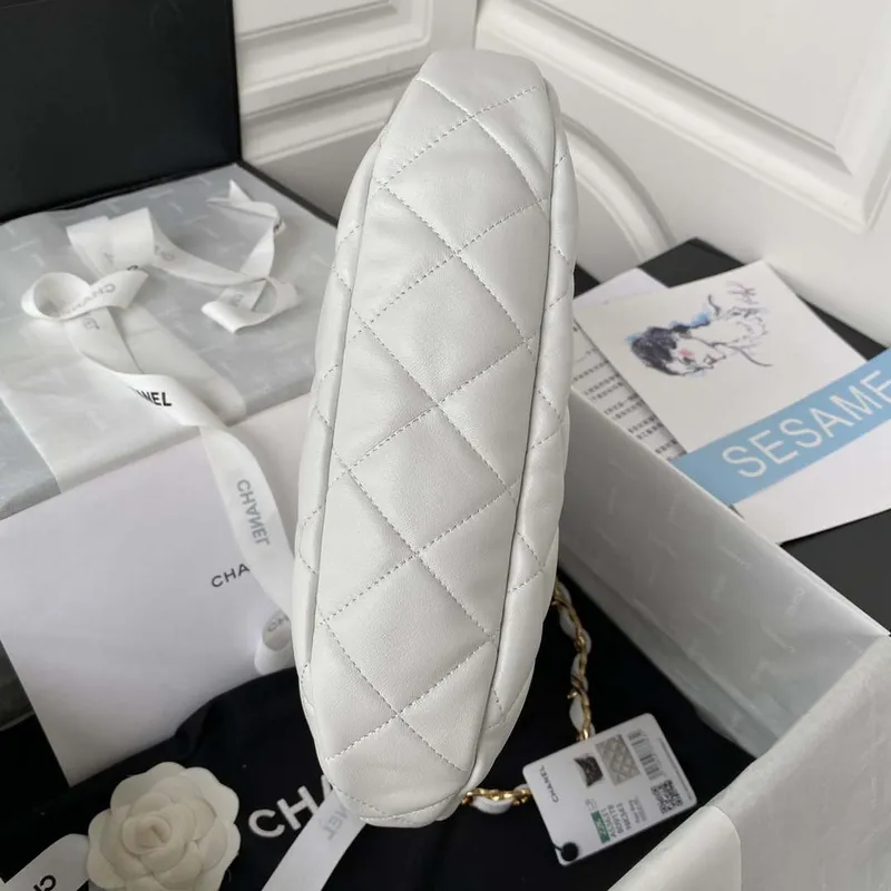 Chanel AS3631 Large Hobo bag Lambskin White