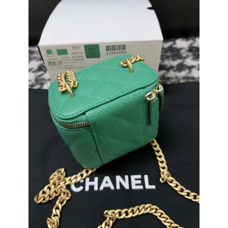 Chanel AP3203 Clutch With Chain Grained Calfskin Green