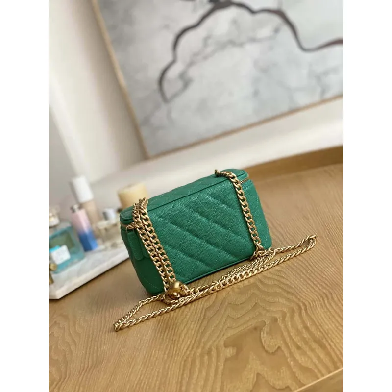 Chanel A68130  Vanity with chain Grained Calfskin Gold Green