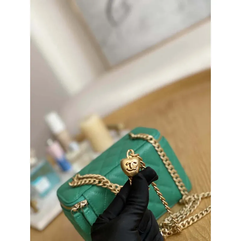 Chanel A68130  Vanity with chain Grained Calfskin Gold Green