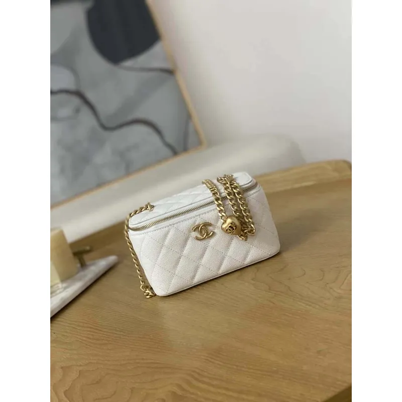 Chanel A68130  Vanity with chain Grained Calfskin Gold White