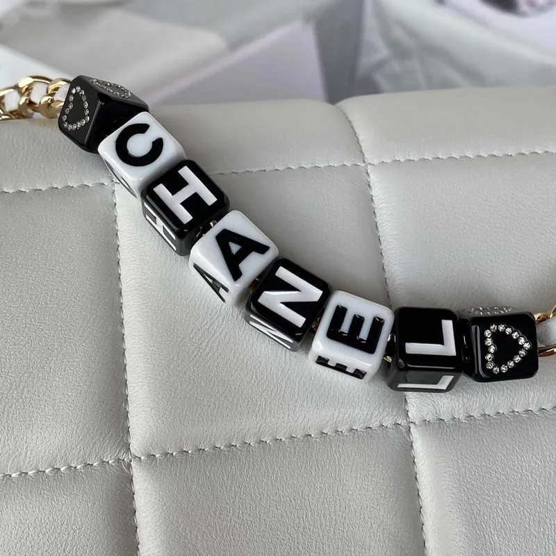 Chanel AS3331 Small Flap 19cm Bag White Lambskin Gold