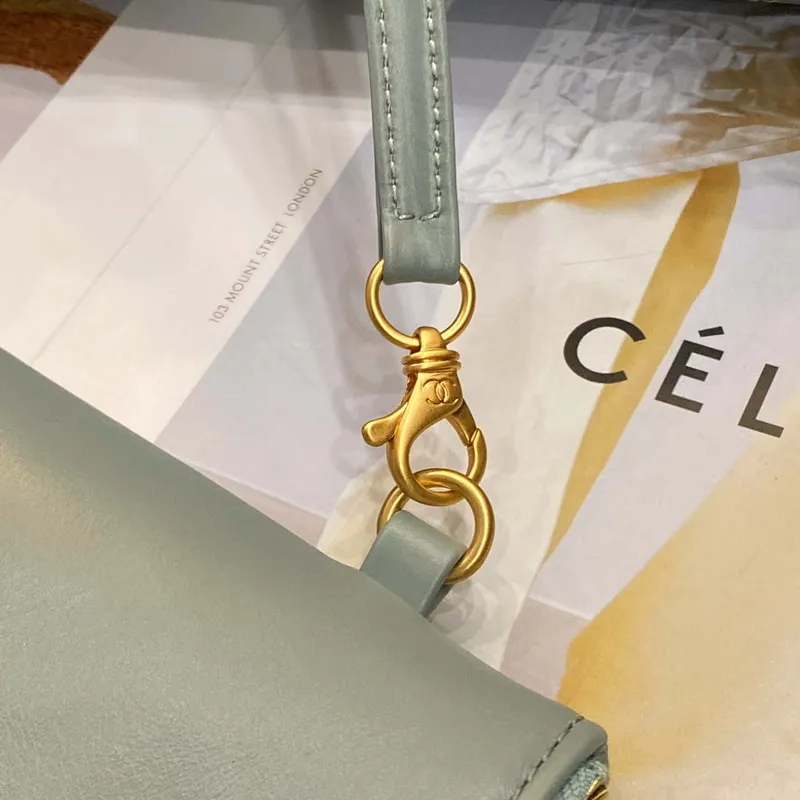 Chanel 22 AS3260 Small Handbag Shiny Calfskin Light Green Gold