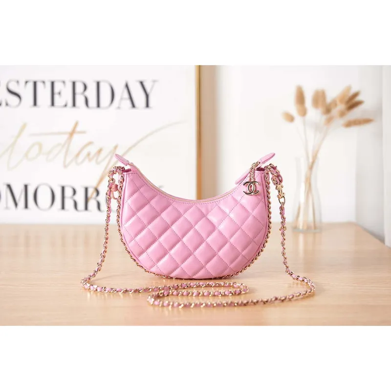 Chanel AS3917 Clutch With Chain Lambskin & Shiny Light Gold Metal Pink