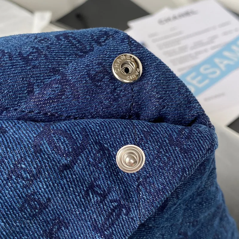 Chanel 22 Handbag Silver Tone Metal Canvas AS3260 Blue denim