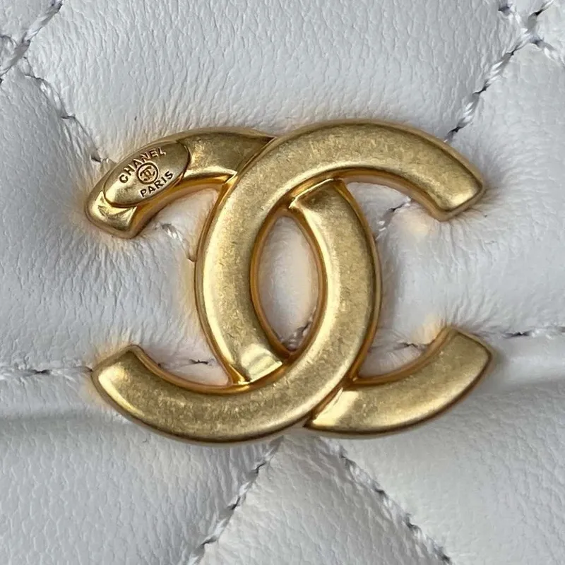 Chanel AP2946 Phone Holder Clutch with Chain Lambskin White