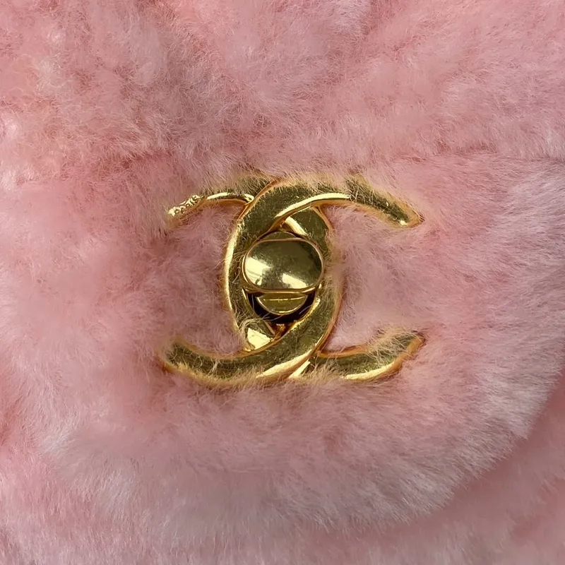 Chanel AS3499 Flap Bag Shearling Pink