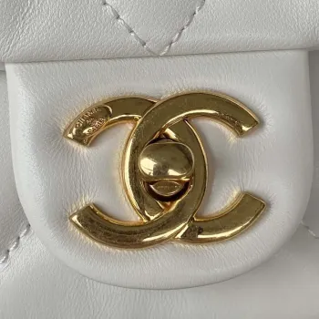 Chanel flap bag Lambskin AS3498 White