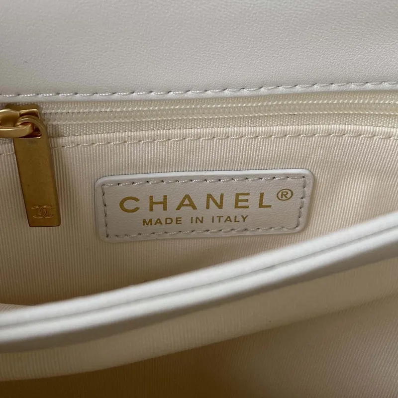 Chanel flap bag Lambskin AS3498 White