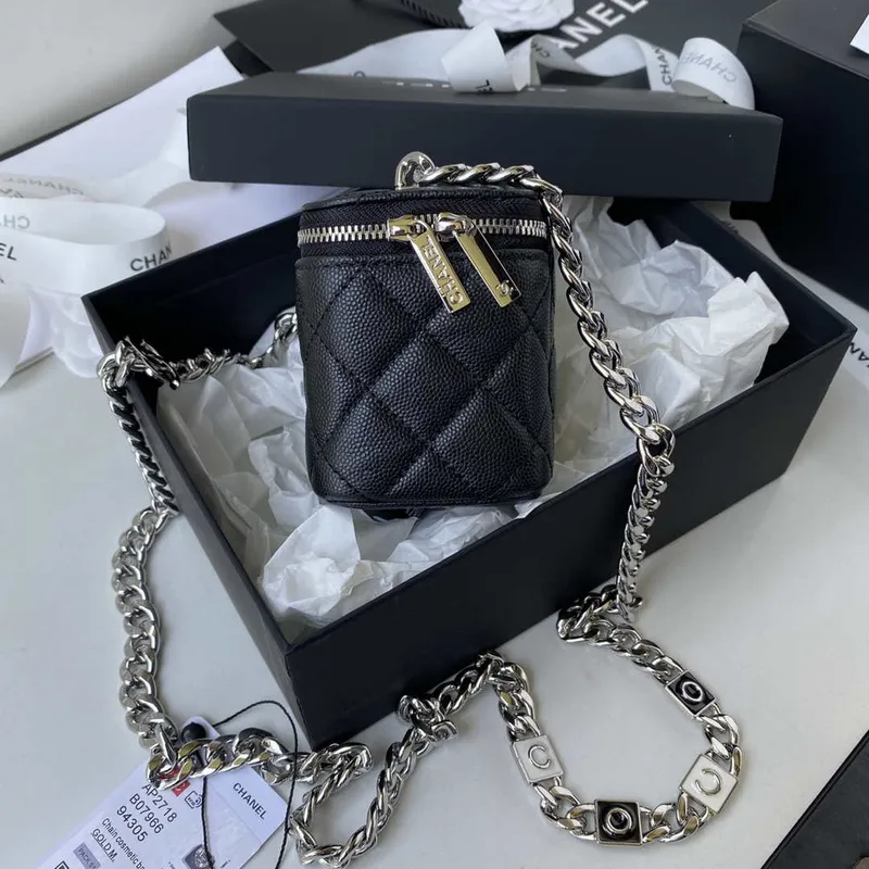 Chanel AP2718 Small Vanity With Chain Calfskin Black