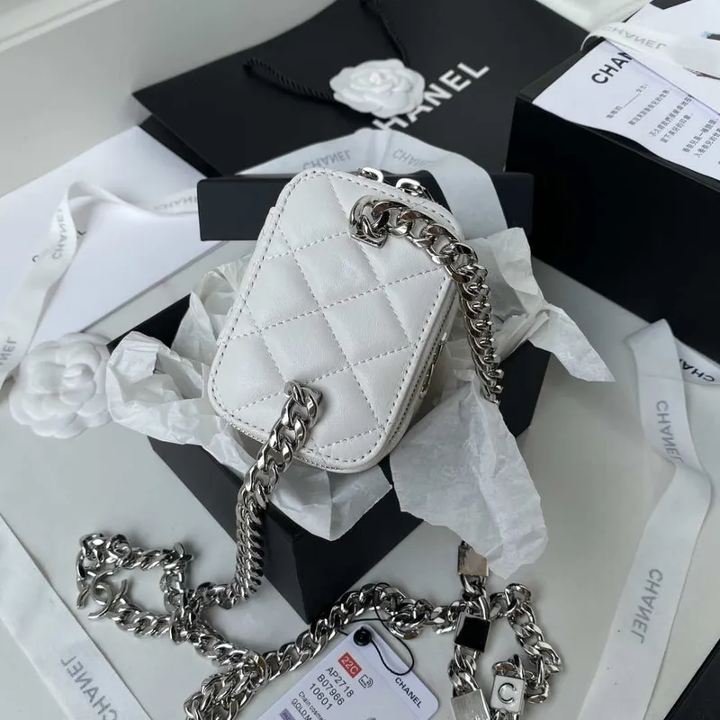 Chanel AP2718 Small Vanity With Chain White Lambskin