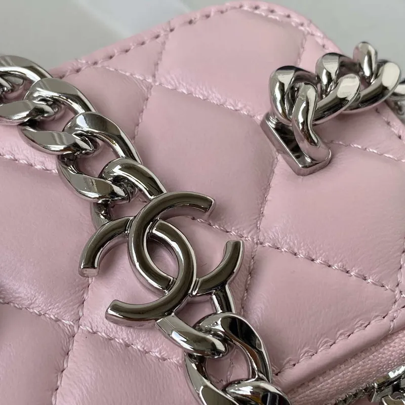 Chanel AP2718 Small Vanity With Chain Pink Lambskin