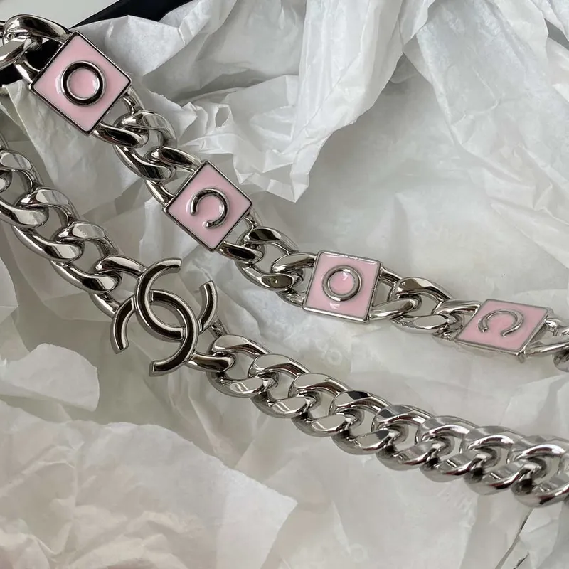 Chanel AP2718 Small Vanity With Chain Pink Lambskin