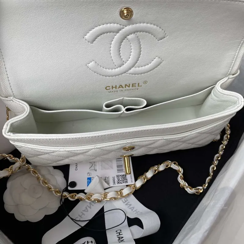 Chanel A01113 Flap Handbag Classic Bag Grained shiny Calfskin White Gold