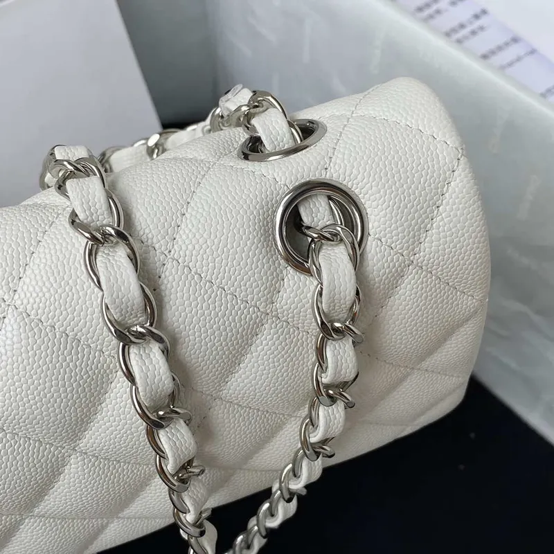 Chanel A01113 Flap Handbag Classic Bag Grained shiny Calfskin White Silver