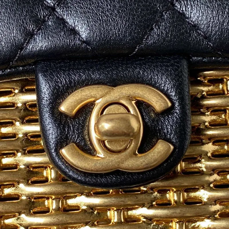 Chanel AS3713 SMALL EVENING BAG Lambskin & Gold Metal Black & Gold
