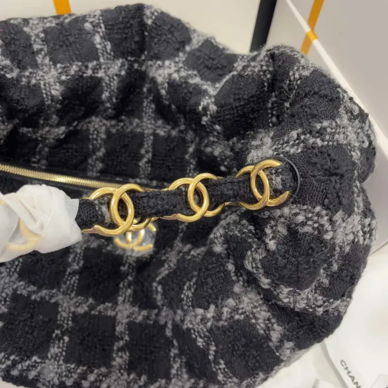 Chanel AS3564 MAXI HOBO BAG Wool Tweed & Gold Tone Metal Black & Gray