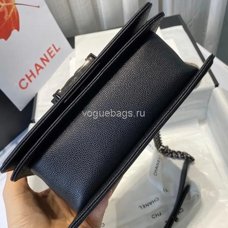Chanel A67086 Boy Bag Chanel Flap Shoulder bag Black Calfskin Black