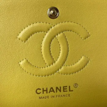 Chanel A01113 Flap Handbag Classic Bag Grained shiny Calfskin Yellow Gold