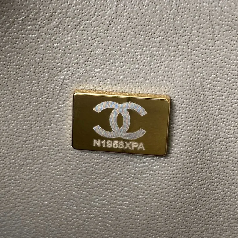 Chanel A01113 Flap Handbag Classic Bag Lambskin Light Gray Gold