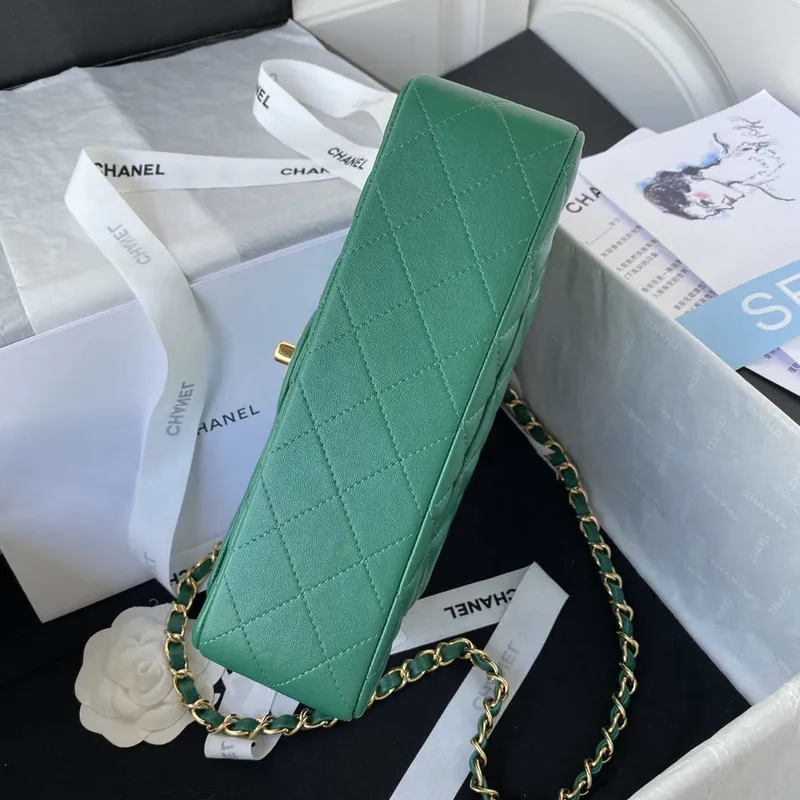 Chanel A01113 Flap Handbag Classic Bag Lambskin Green Gold