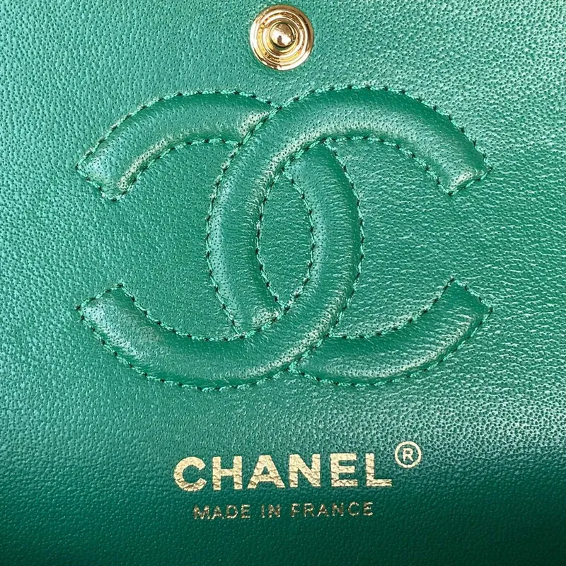 Chanel A01113 Flap Handbag Classic Bag Lambskin Green Gold