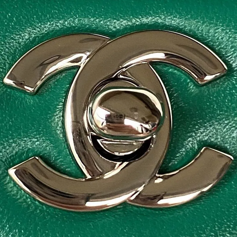 Chanel A01113 Flap Handbag Classic Bag Lambskin Green Silver