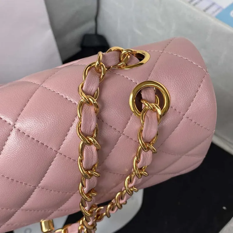 Chanel A01113 Flap Handbag Classic Bag Lambskin Light Pink Gold