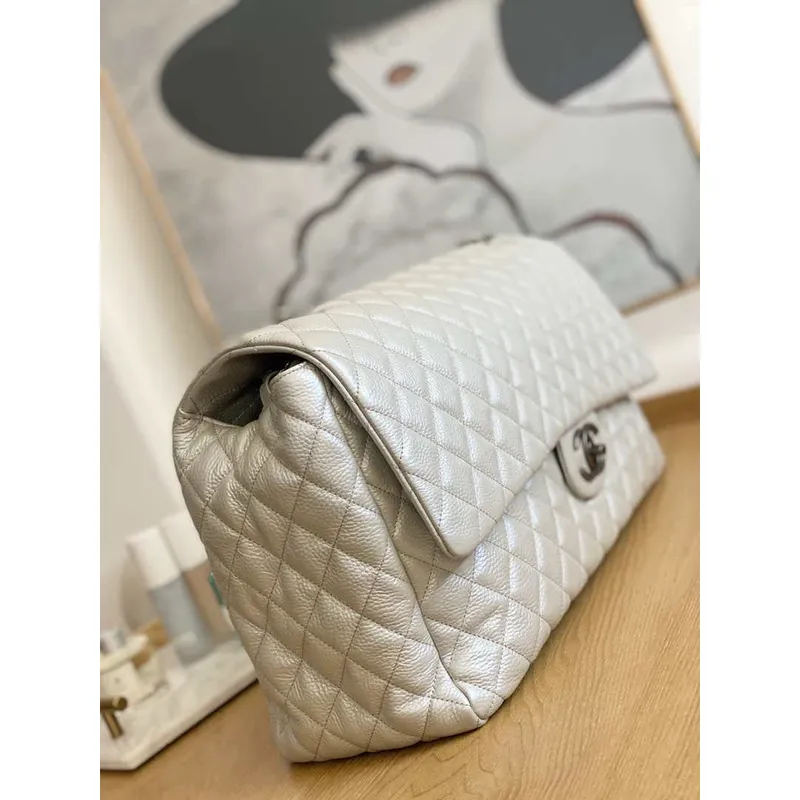 Chanel A91169 Flap Travel Bag Airport Series A94305 caviar calfskin Silver White