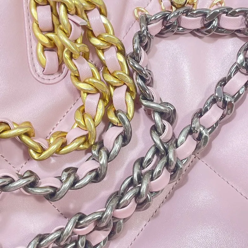 Chanel AS3519 CHANEL19 Shopping Bag Shiny Lambskin Pink