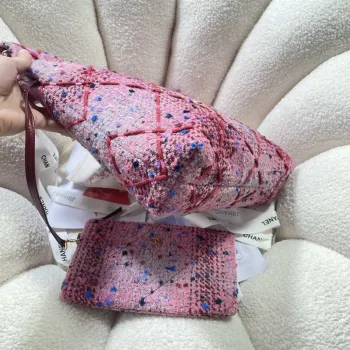 Chanel 22 Handbag Gold Tone Metal Canvas AS3260 Pink