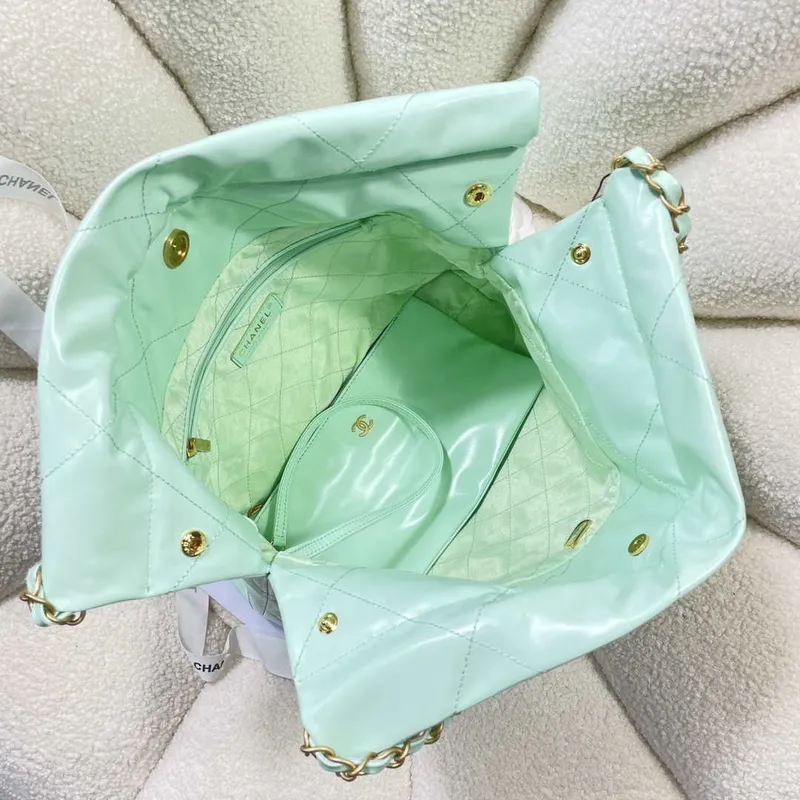 Chanel 22 Small Handbag Shiny Calfskin AS3260 Mint Green