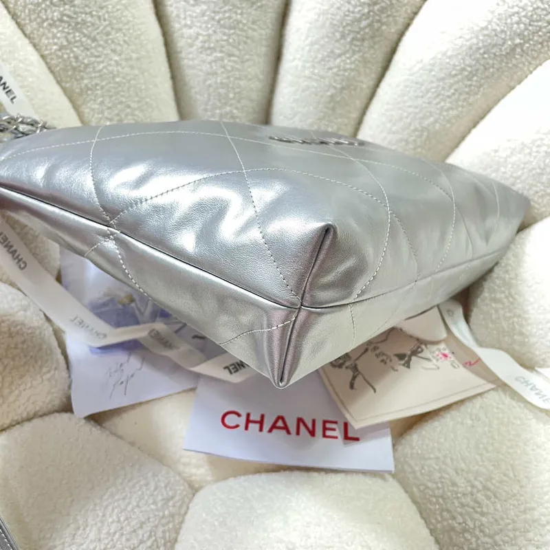 Chanel 22 Handbag Shiny Calfskin AS3261 Silver