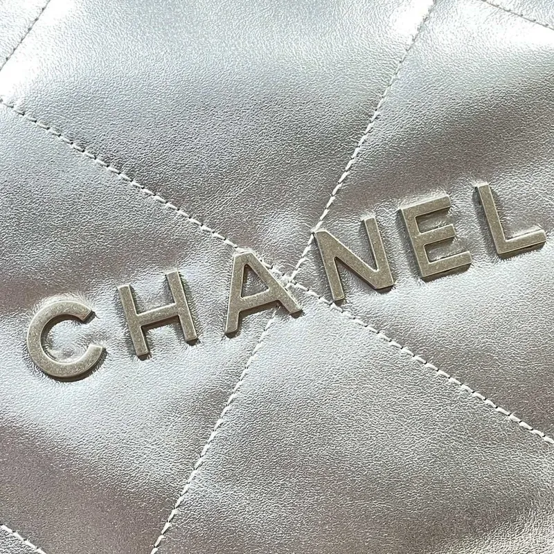 Chanel 22 Handbag Shiny Calfskin AS3261 Silver