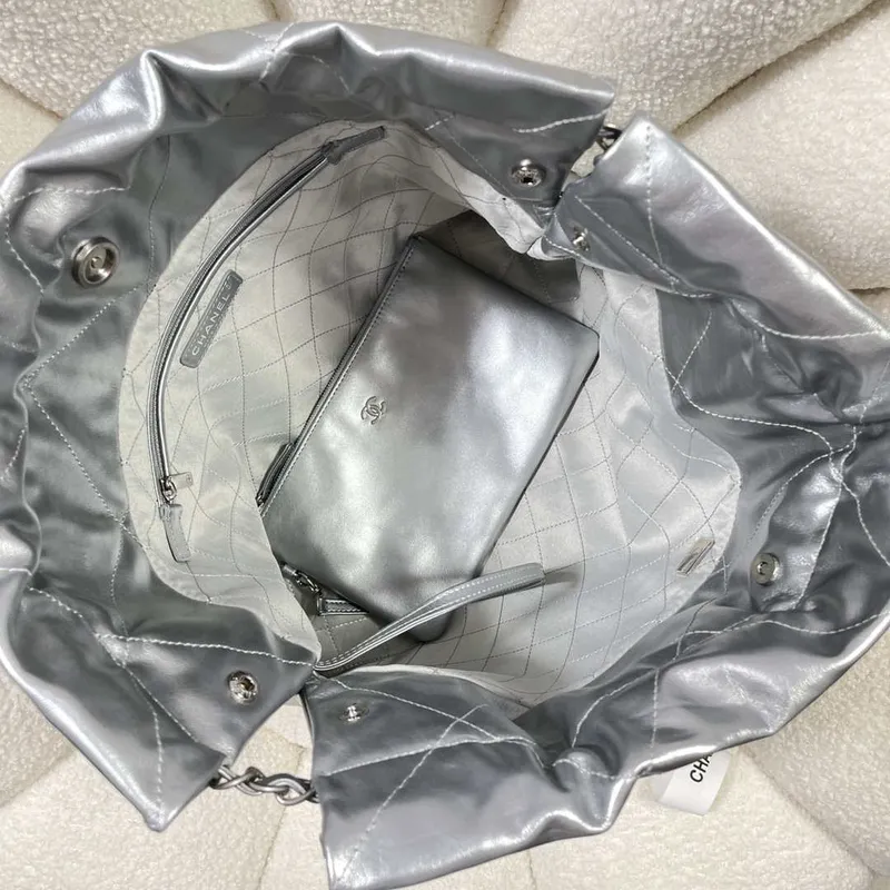 Chanel 22 Handbag Shiny Calfskin AS3261 Silver