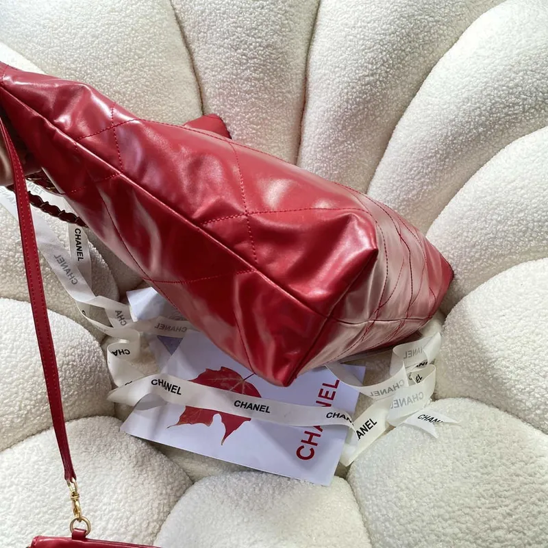 Chanel 22 Large Handbag Shiny Calfskin AS3262 Red