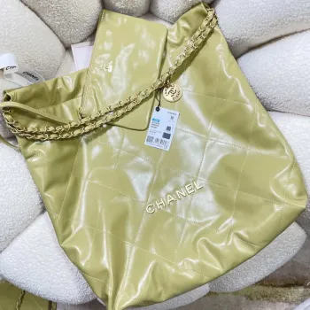 Chanel 22 Large Handbag Shiny Calfskin AS3262 Light Green