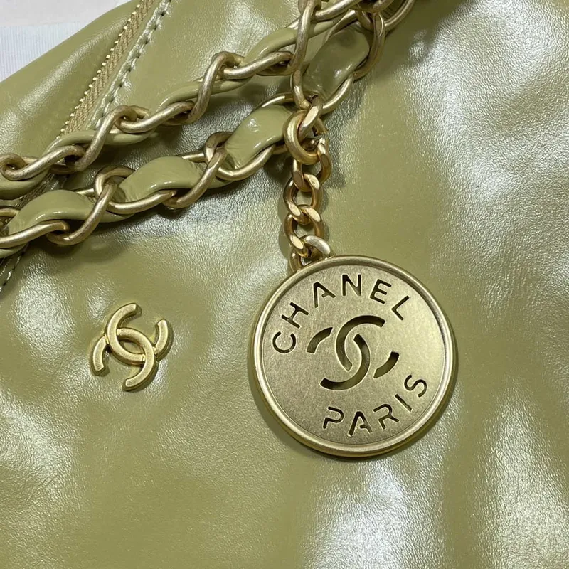 Chanel 22 Large Handbag Shiny Calfskin AS3262 Light Green