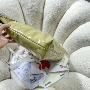 Chanel 22 Small Handbag Shiny Calfskin AS3260 Light Green