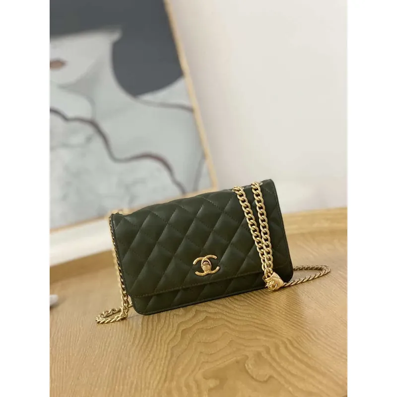 Chanel AP3043 WALLET ON CHAIN Lambskin & Gold Tone Metal Green